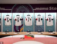 雷火体育app-赛地聚焦：意大利杯转会期热度飙升，夏洛特黄蜂手感冰凉，更衣室稳定，轮换策略成焦点的简单介绍